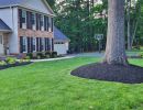 brick house front mulch
